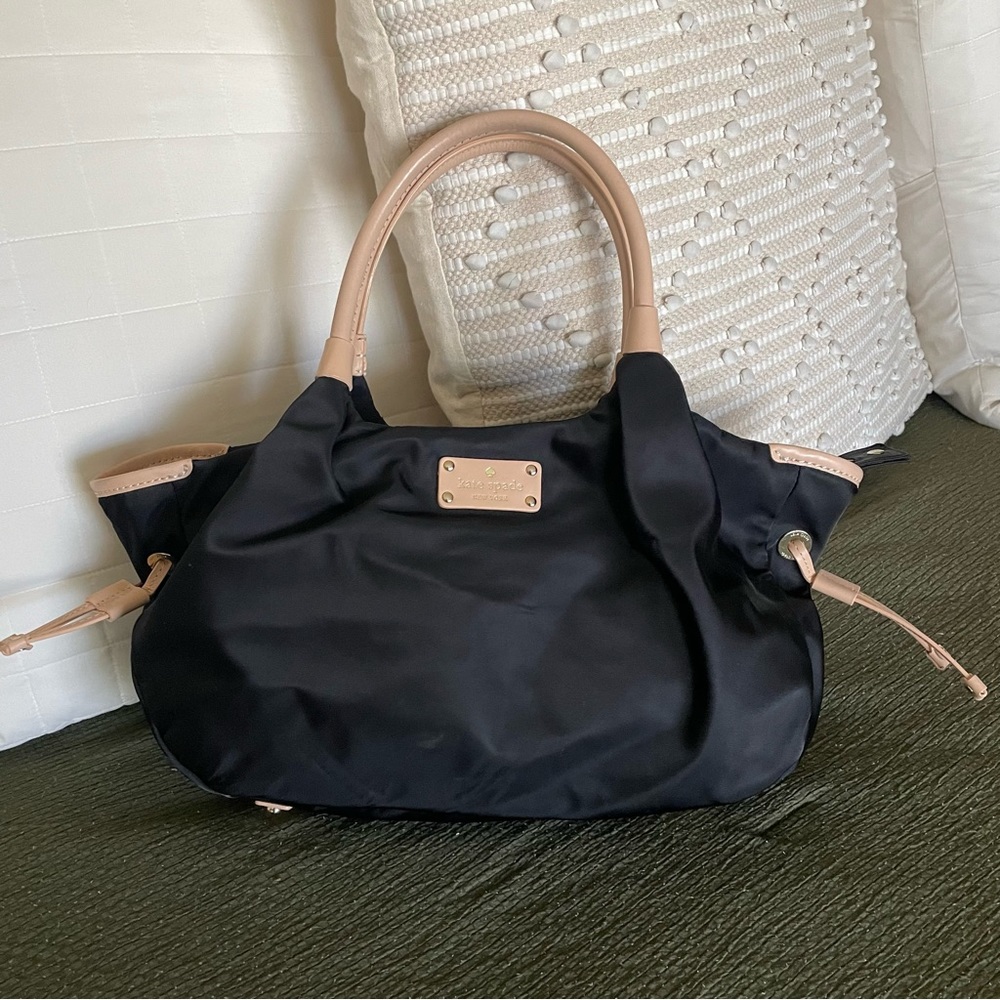 Kate Spade Stevie Classic Black/Beige Nylon Shoulder Bag
